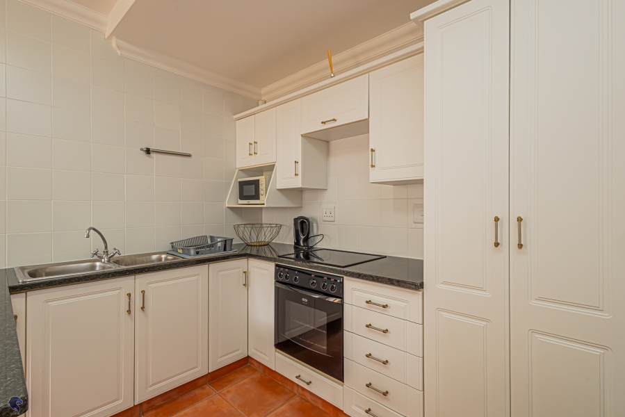 5 Bedroom Property for Sale in Waterfront Western Cape